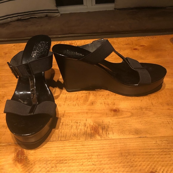 Shoes - Picture 2 of 3